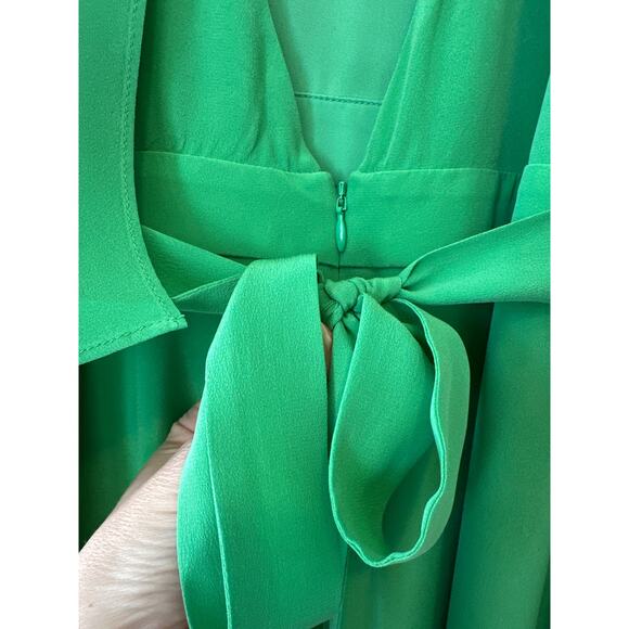 Alexis Green Silk Cateline Cape Sleeve Midi Dress Size M Formal Elegant - Picture 9 of 16